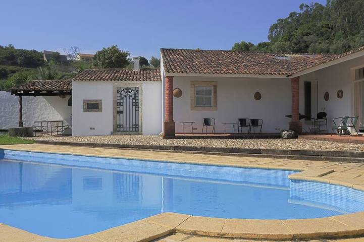 Location de vacances pour 8 personnes, avec balcon et jardin, animaux acceptés à Rio Maior