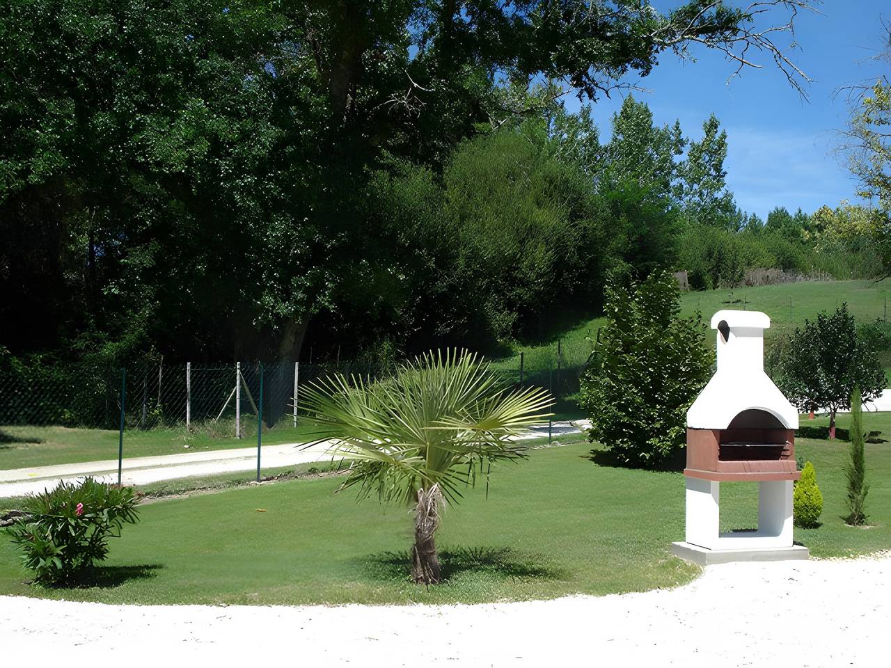 Maison le coteau des sources - Dordoña y Périgord Blanc in Montpon-Ménestérol, Périgord Blanc