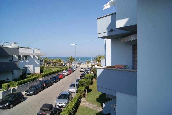 Ferienwohnung für 6 Personen, mit Balkon und Terrasse sowie Ausblick