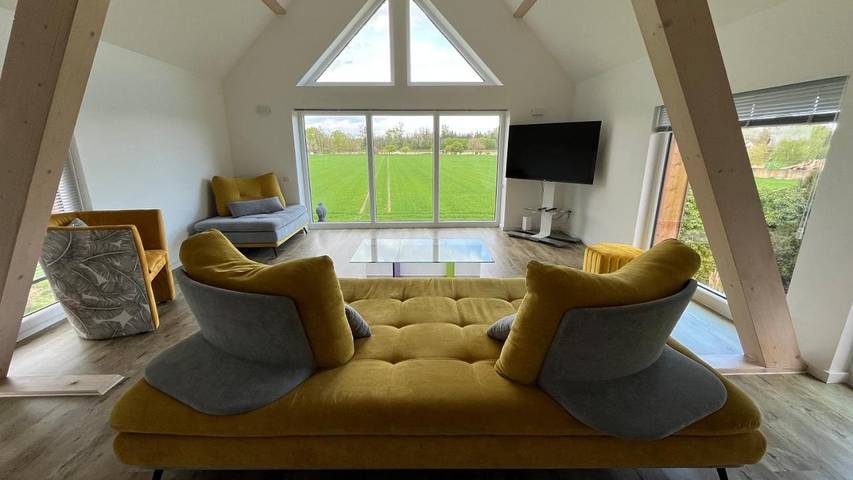 Location de vacances pour 4 personnes, avec Terrasse et Jardin ainsi que Sauna et Vue dans Daubensand