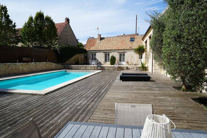 Maison d’hôte pour 10 personnes, avec sauna et vue ainsi que piscine et jardin dans Essonne - 2