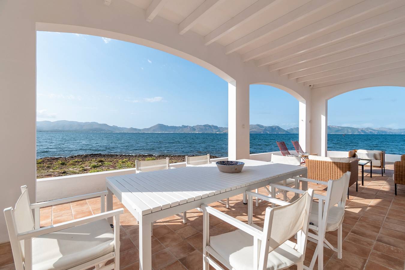 Villa 'Punta Marina' with sea views, private terrace and Wi-Fi in Es Barcarès, Alcúdia