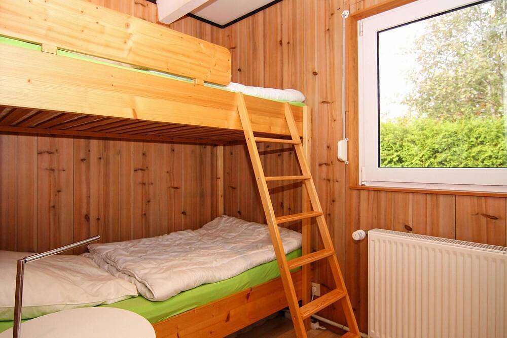 Attraktiver Bungalow in Warwerort an der Nordsee in Warwerort, Dithmarschen