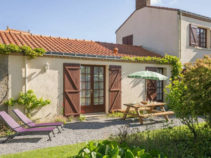 Gîte pour 4 personnes, avec jardin