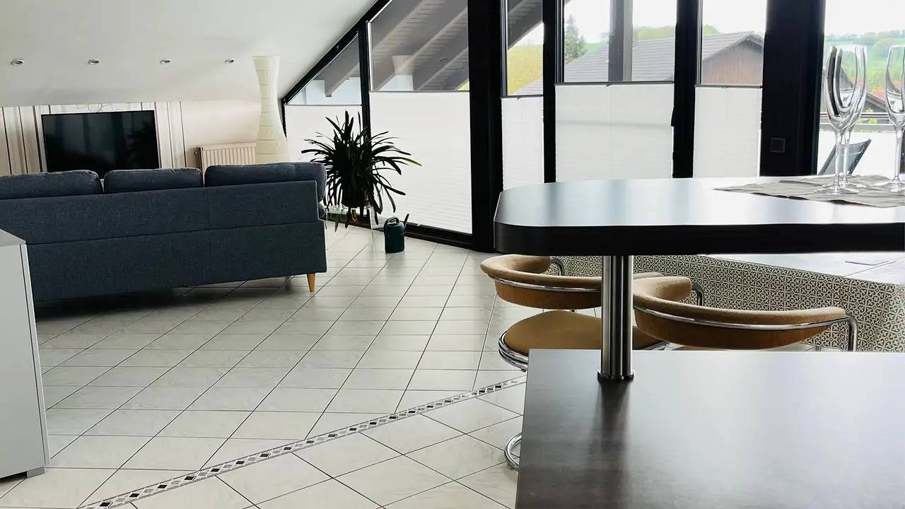 Appartement de vacances entier, Appartement de vacances pour 4 personnes avec balcon in Weitersweiler, Plateau du Palatinat