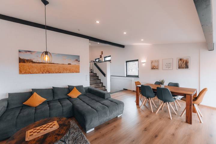 Ferienhaus für 6 Personen, mit Ausblick und Terrasse sowie Garten und Sauna in Rhön-Bayern - 2