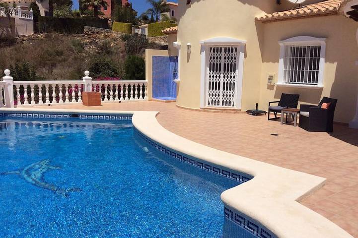 Villa pour 6 personnes, avec terrasse et jardin - 1