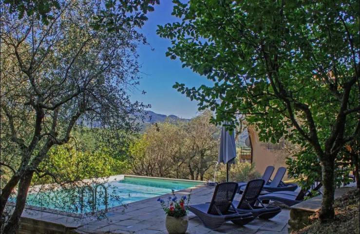 Ferienhaus "Villa Gli Ulivi" mit Bergblick, privatem Pool und Wlan in Fivizzano, Massa-Carrara