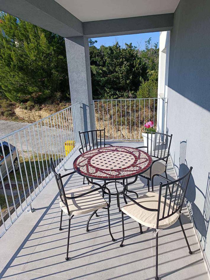 Ferienwohnung für 5 Personen, mit Balkon und Garten in Lopar - 3