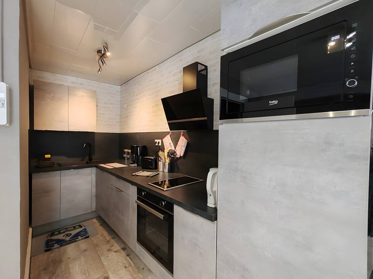 Appartement entier, Appartement Meublé T2 - Domaine Du Bouleau avec jardin commun, Wi-Fi et climatisation in La Vôge-les-Bains, Région d'Épinal