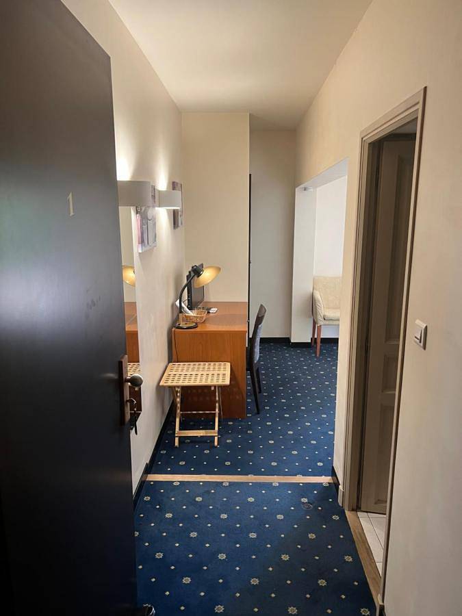 Chambre d’hôte pour 2 personnes, avec terrasse ainsi que jardin et vue à Villecroze - 3