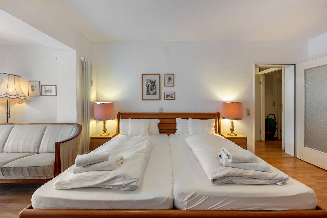 Ganze Wohnung, 'Doppelzimmer Zuzüglich Schlafraum' mit Privatterrasse und Wi-Fi in Bad Bellingen, Südschwarzwald
