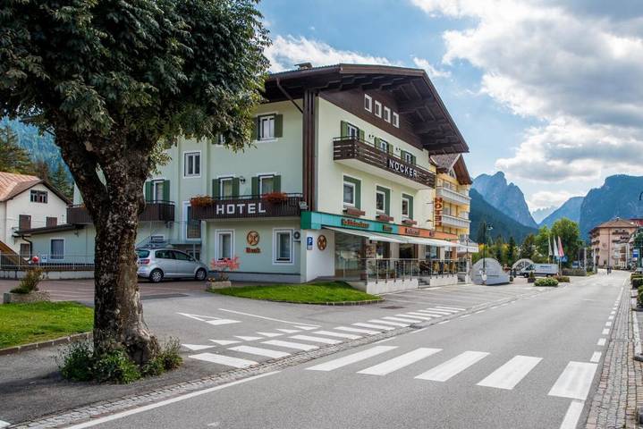 Hotel für 2 Personen, mit Sauna und Garten sowie Whirlpool und Terrasse in Toblach - 4