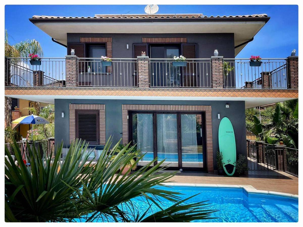 Etna Pool Villa Catania-Sea view in Mascalucia, Catania e dintorni
