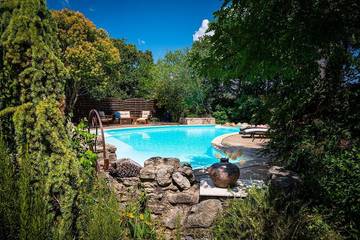 Cottage pour 8 personnes, avec jardin à Volx