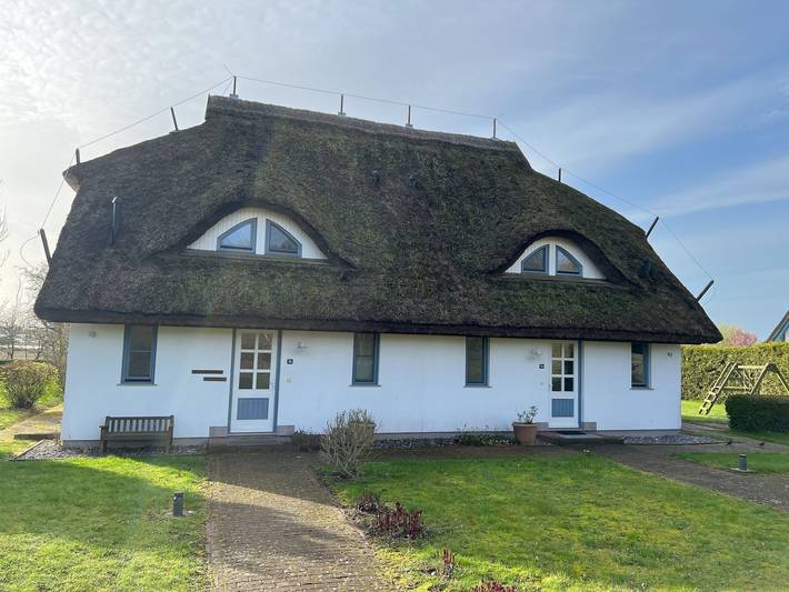 Ferienhaus für 7 Personen, mit Seeblick und Garten sowie Terrasse in Neuenkirchen (Rügen) - 3