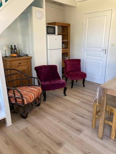 Two-Bedroom House in Gallargues-le-Montueux, Côte méditerranéenne (France)
