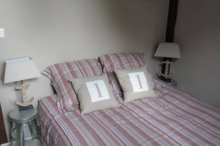 Location de vacances pour 14 personnes, avec jardin dans Cassy - 4