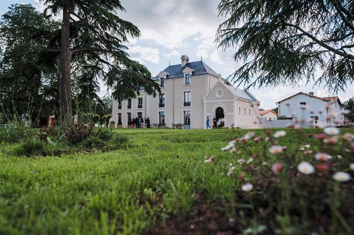 Hôtel pour 2 personnes, avec Terrasse et Jardin ainsi que Piscine et Sauna
