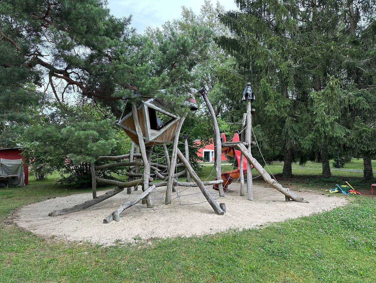 Ganze Ferienwohnung, Bed & Breakfast am Waldgürtel - Doppelzimmer 2 in Forst (Lausitz), Lausitz
