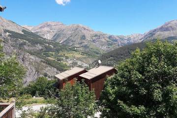 Chalet pour 8 personnes, avec terrasse à Allos