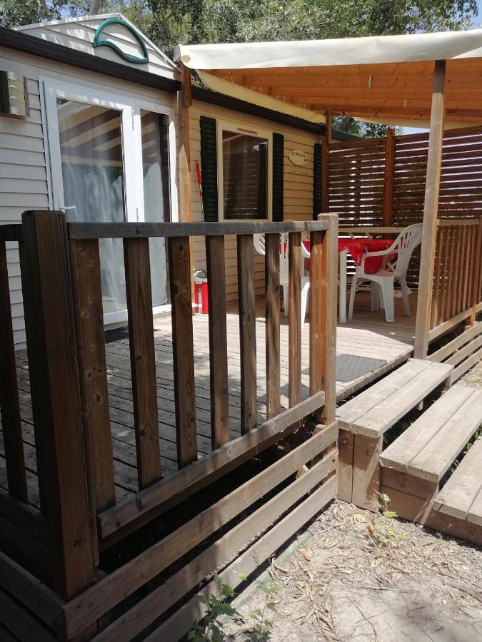 Camping pour 6 personnes, avec bassin pour enfant ainsi que piscine et jardin, animaux acceptés à La Roque-d'Anthéron - 4