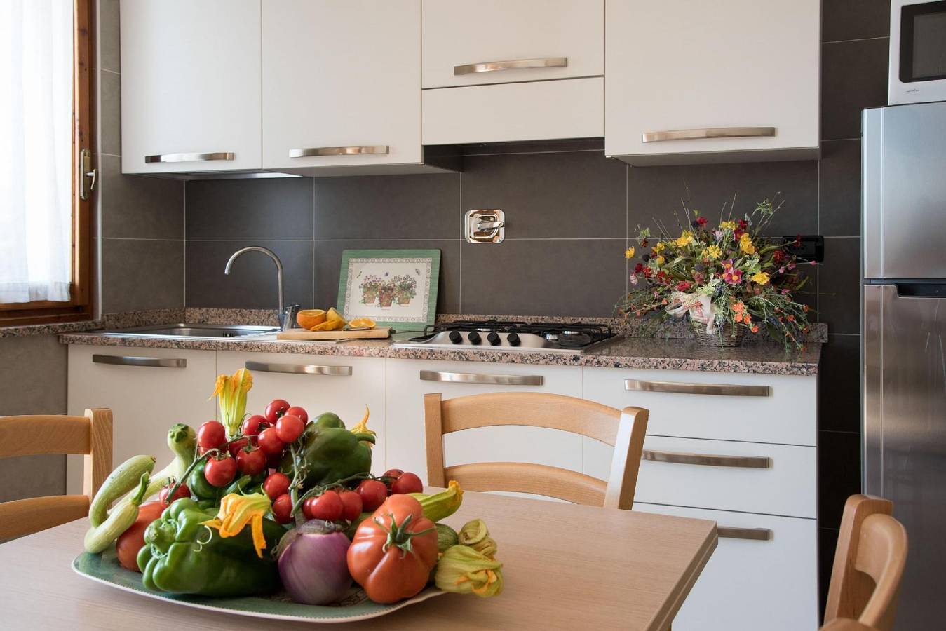 Apartamento vacacional entero, Apartamento con aire acondicionado para las vacaciones - Gran piscina con vistas al mar de la Riviera italiana in Pietra Ligure, Pietra Ligure Municipio