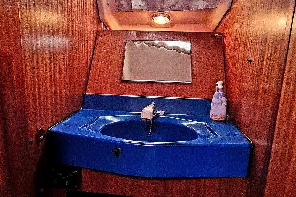 Schwimmende Ferienwohnung Segelyacht, Yacht,  Boot  \"Finchen\" in Heiligenhafen in Steinwarder, Heiligenhafen