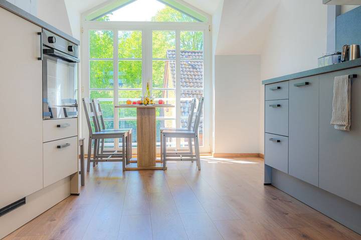 Ferienwohnung für 5 Personen, mit Balkon und Terrasse sowie Garten und Seeblick in Behrensdorf - 2