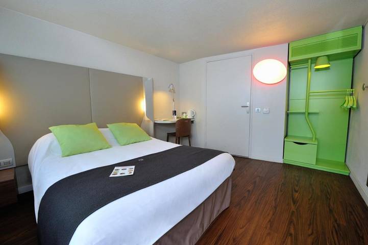 Hôtel pour 2 personnes, avec jardin dans Aéroport Lyon Saint-Exupéry - 3