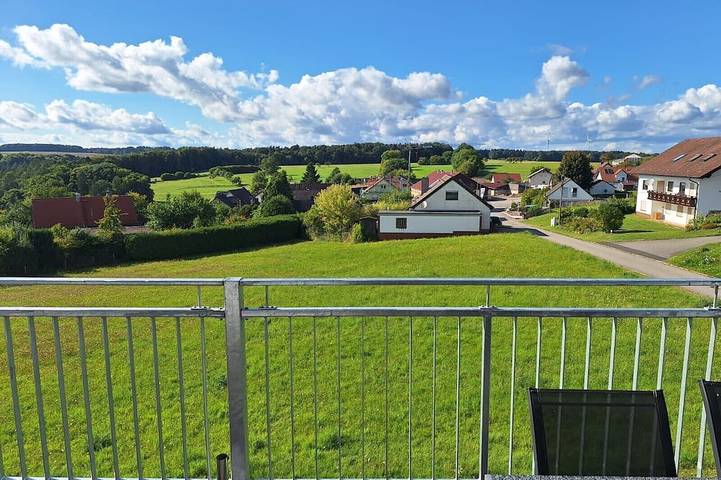 Ferienwohnung für 4 Personen, mit Balkon in Amorbach