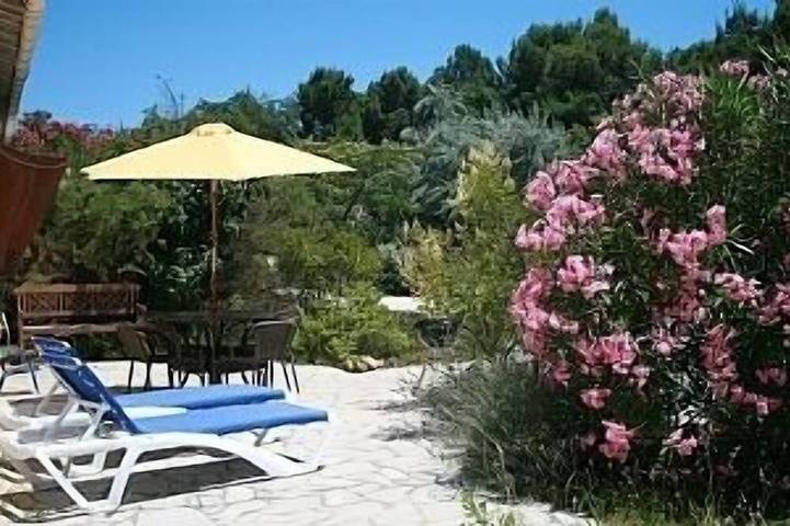 Gîte pour 5 personnes, avec jardin ainsi que terrasse et piscine à Canet-en-Roussillon - 3
