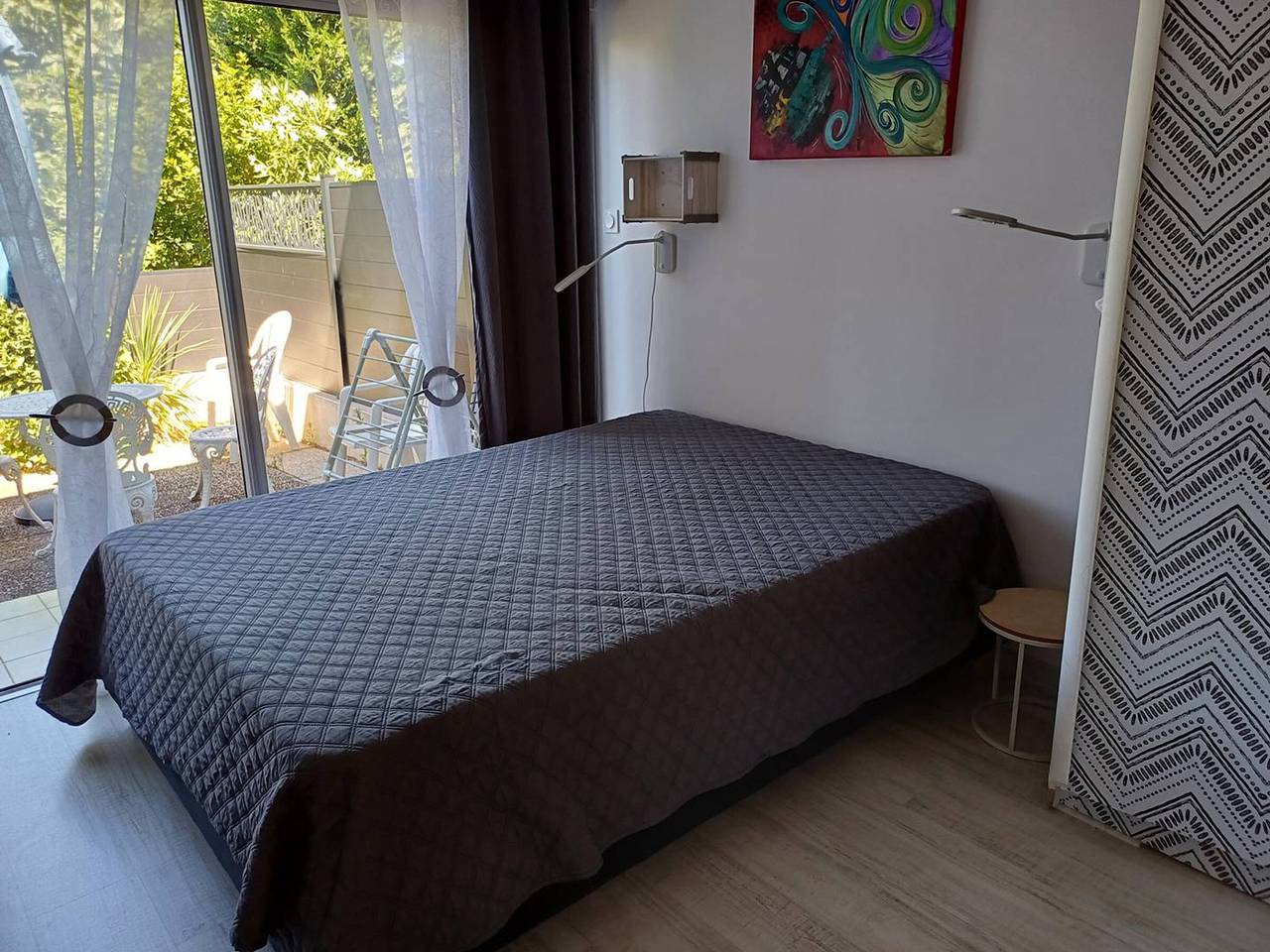 Entire apartment, T2 Apartment with Parking near Downtown in Balaruc-les-Bains, Mediterranean Coast (France)