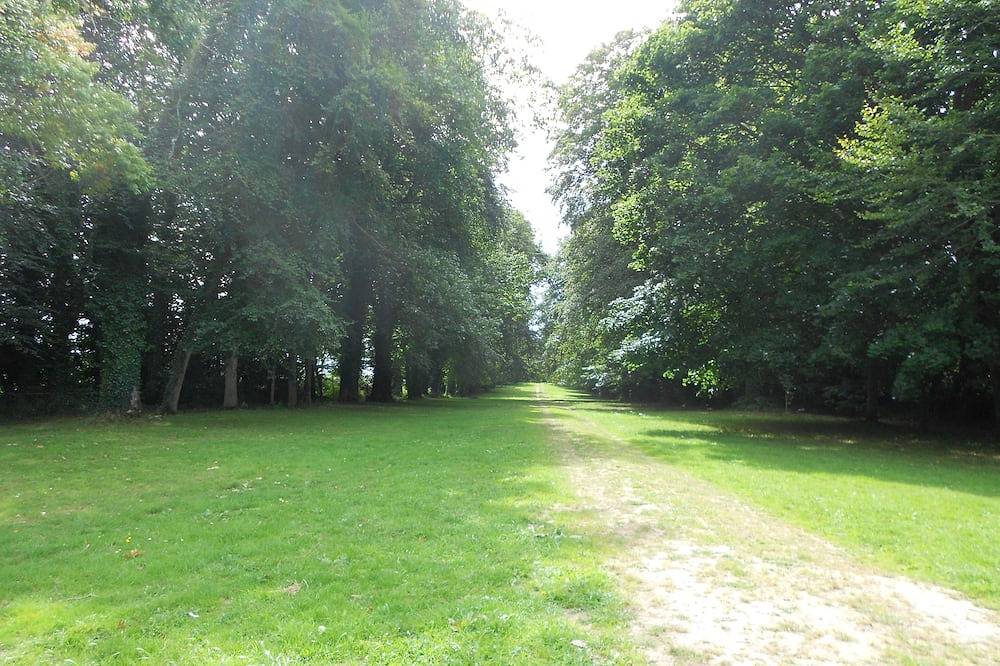 Häuschen des Chateau de Kerouartz in Lannilis, Brest und Umgebung