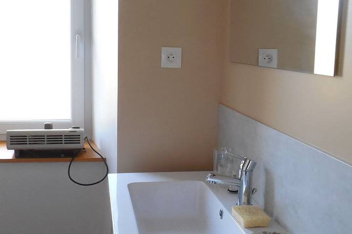 $ Casa de campo atípica in Sauvagnat, Clermont-Ferrand region