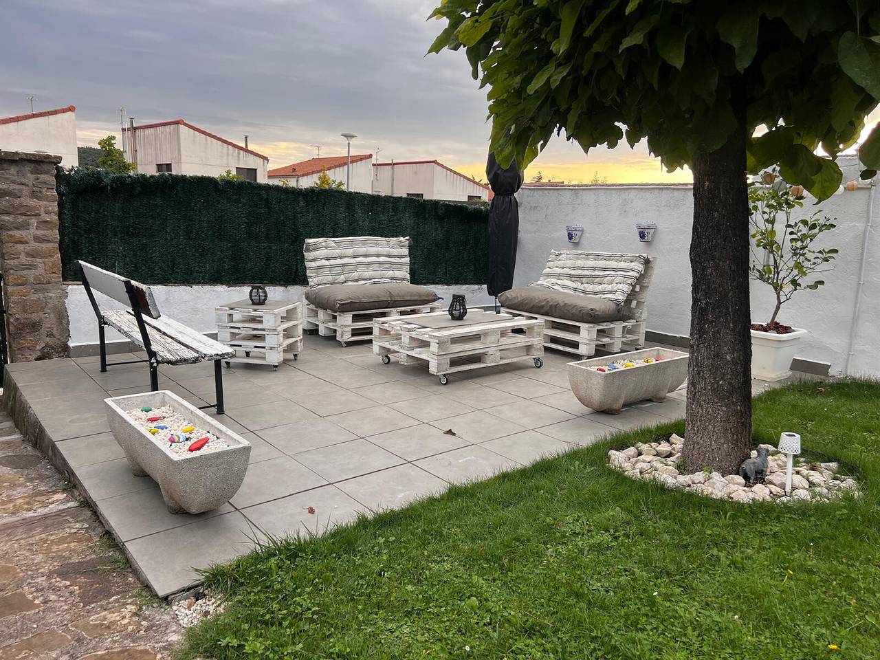 Casa de vacaciones 'Amets' con vistas a la montaña y jardín privado in Yesa, Provincia de Navarra