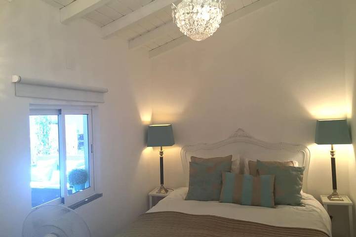 Apartamento De 2 Bdr A 10 Minutos A Pie De La Playa in Cascais e Estoril, Distrito de Lisboa