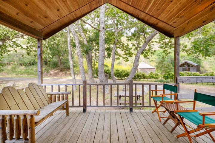 Glamping for 2 people, with pool and ocean view in California