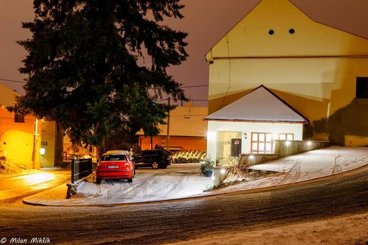 Gîte pour 2 personnes, avec sauna et jacuzzi à Zlín - 2