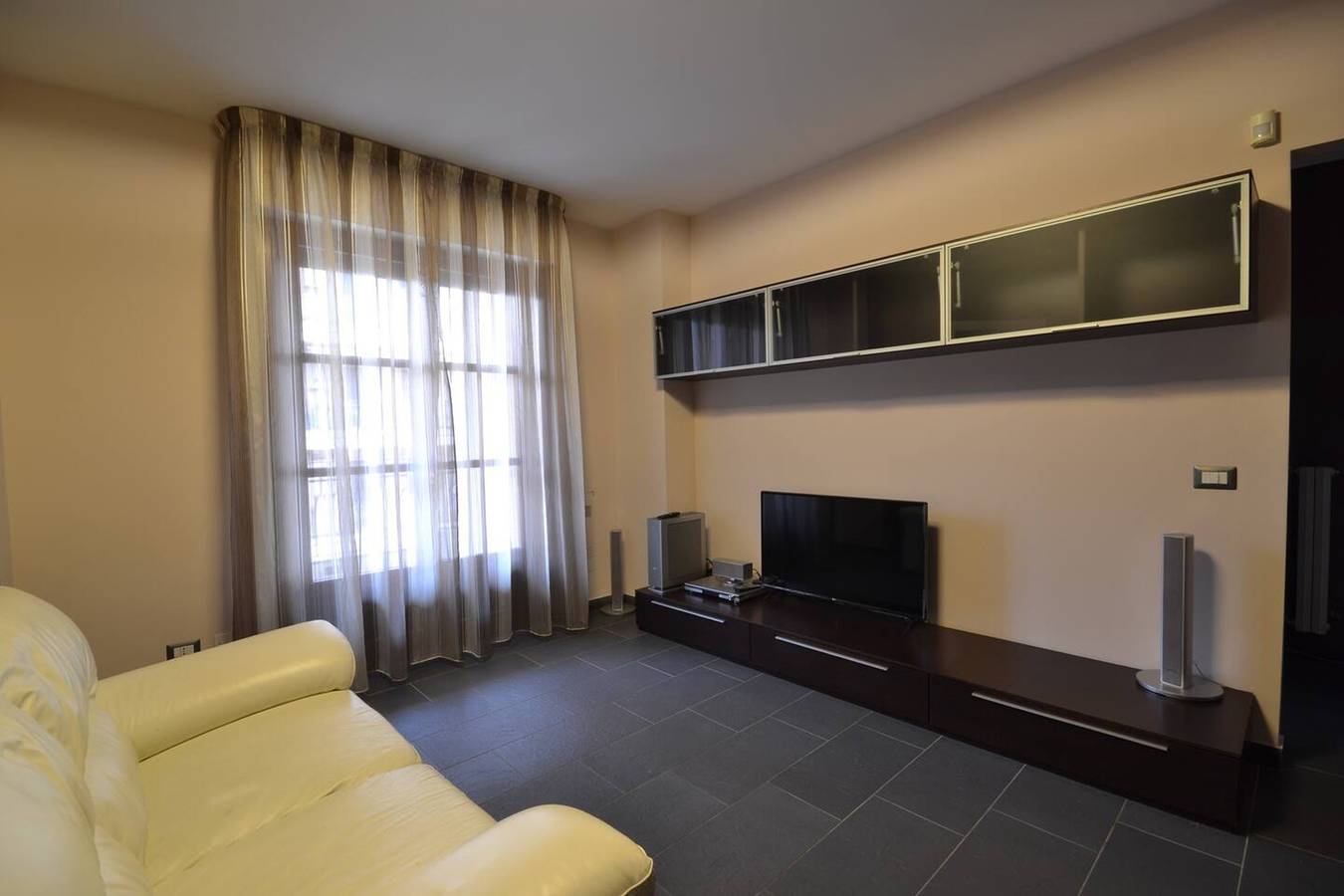 Ganze Wohnung, Geräumige Wohnung in Vercelli mit Terrasse und Garten in Vercelli, Vercelli Provinz