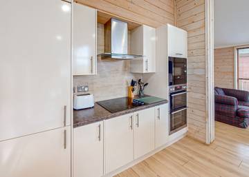 Chalet voor 6 Personen in North Runcton, Norfolk, Afbeelding 1