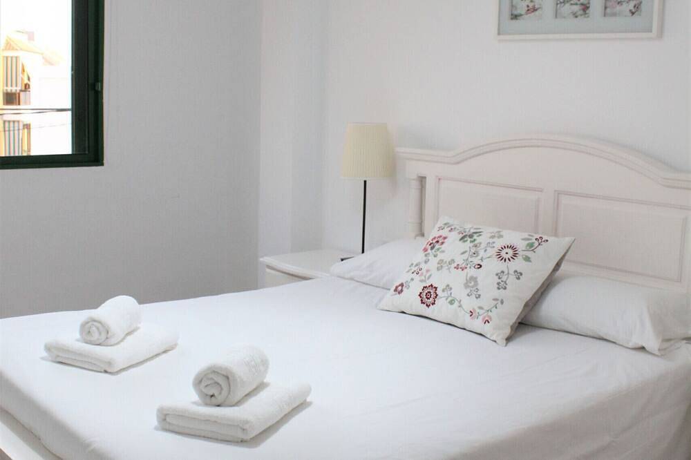 Entire apartment, Playa San Juan 3 bd apartment by the sea in Playa San Juan, Guía de Isora