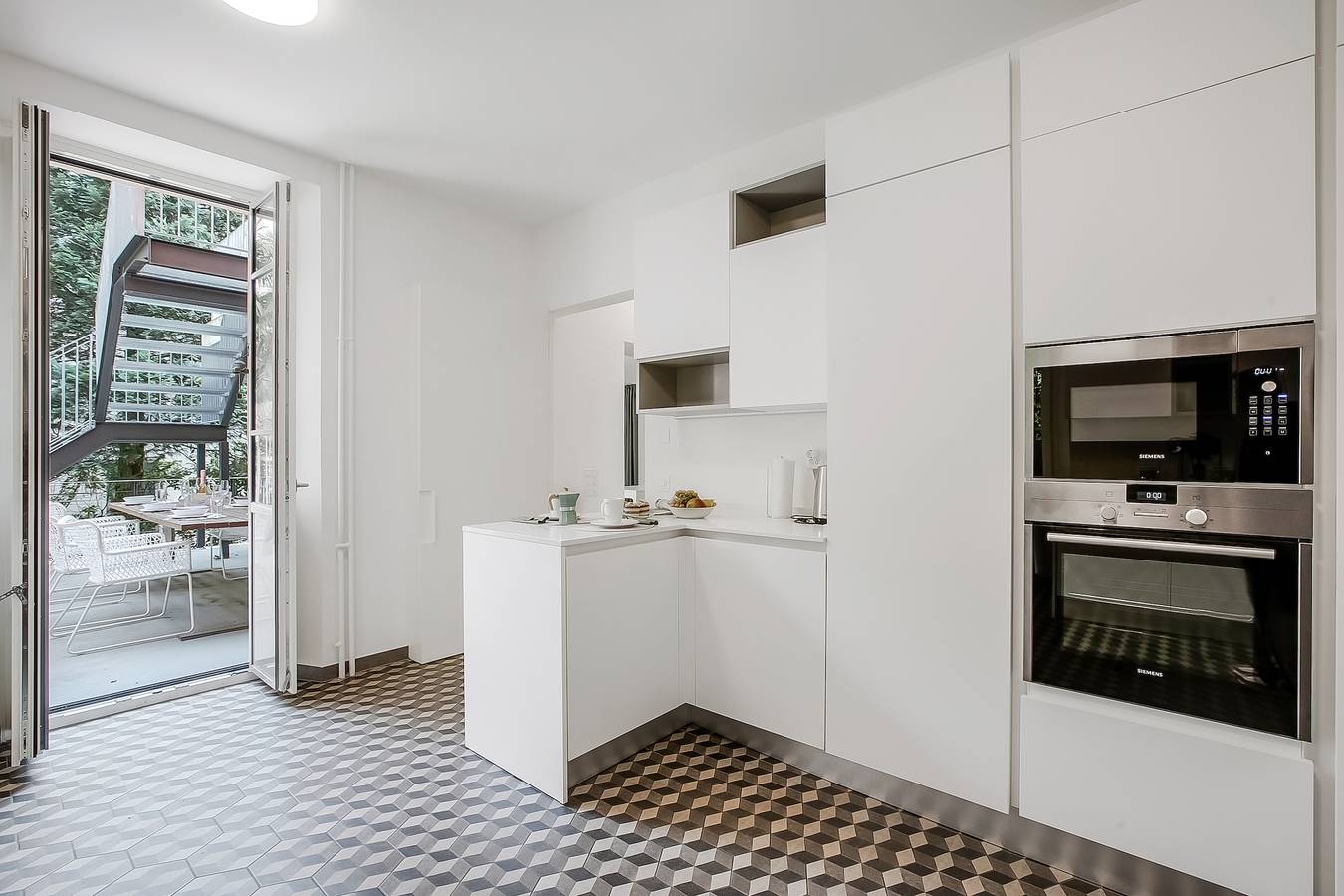 Ganze Wohnung, Ferienwohnung für 6 Personen mit Terrasse in Lugano, Luganersee