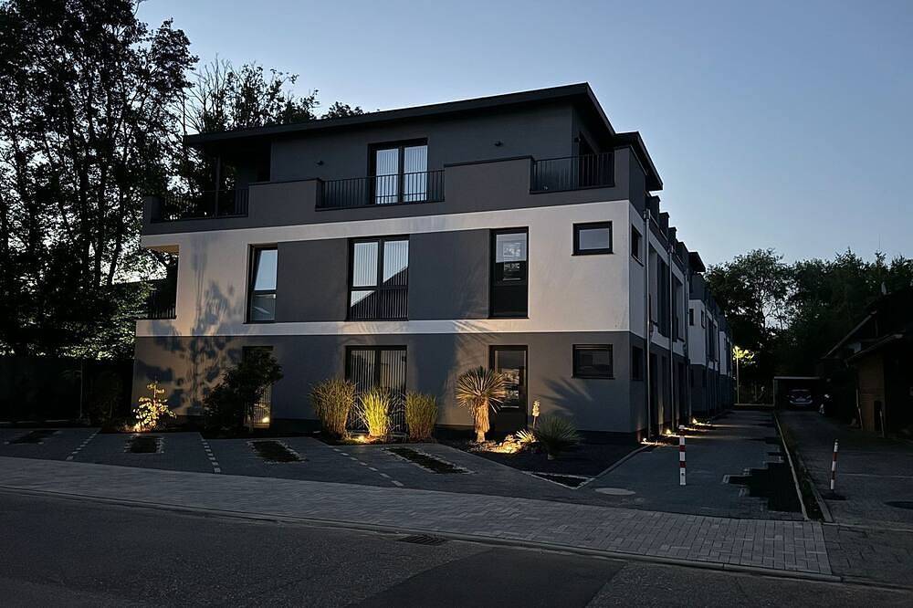 *Top* Gehobenes Studio Apartment mit Küche in Mönchengladbach, Niederrhein