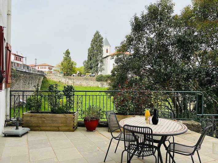 Gîte pour 3 personnes, avec terrasse, animaux acceptés à Cambo-les-Bains - 3