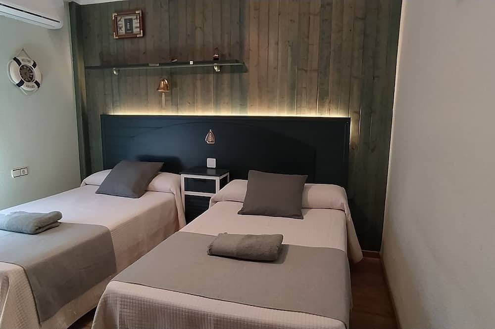 Axier-2 Vivienda con piscina privada de 4 a 14 Huéspedes in Biar, Interior de Alicante