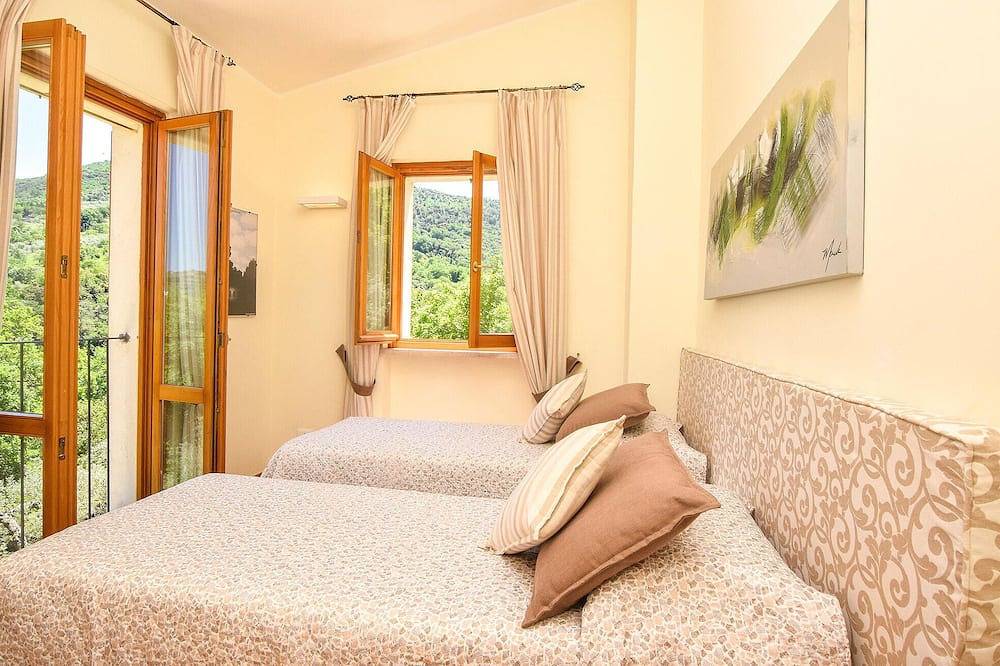 Bella casa a Toffia in Toffia, Terminillo