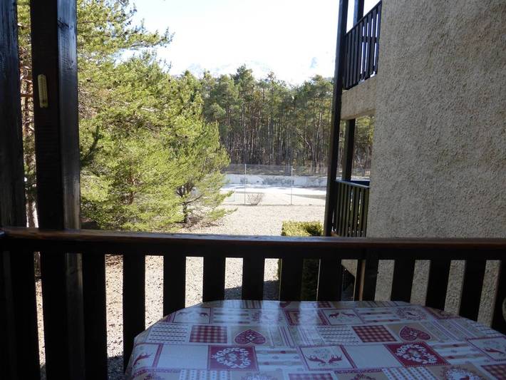 Gîte pour 6 personnes, avec balcon à Enchastrayes - 2