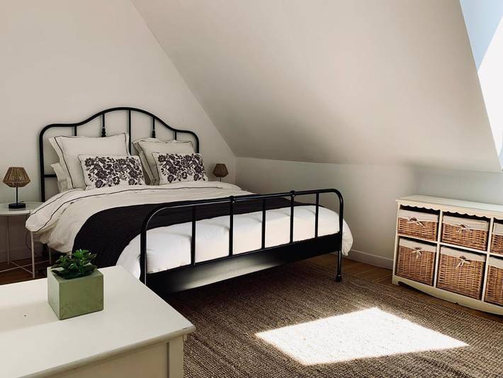 Gîte pour 8 personnes, avec jardin et vue, adapté aux familles à Jurançon - 3