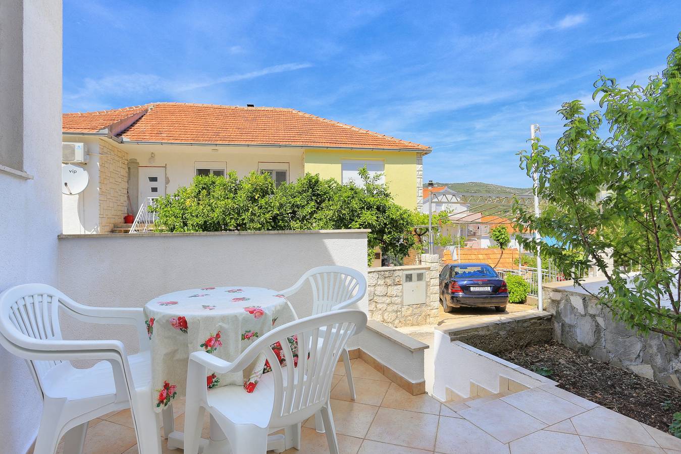 Cały apartament, Jednopokojowy apartament z tarasem i widokiem na morze Vinisce, Trogir A-11029-c in Vinisce, Żupania splicko-dalmatyńska